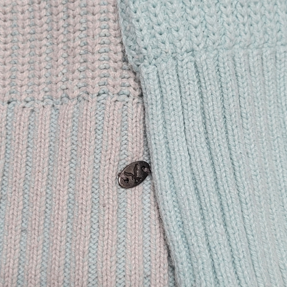 AEO Sweater - Crew neck - blue with hints of pink - Medium - Picture 8 of 8